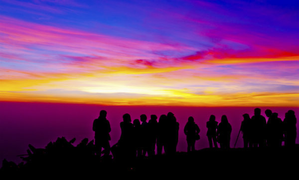 Nine Profits of Praying with Company